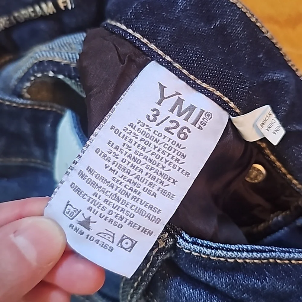 YMI Vintage Dream Jeans High-Rise Ankle Flare/Dream Fit size 3/26